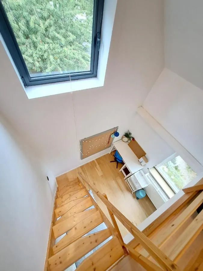 Ubytování v soukromí Guest House Tomorrowland Kontich