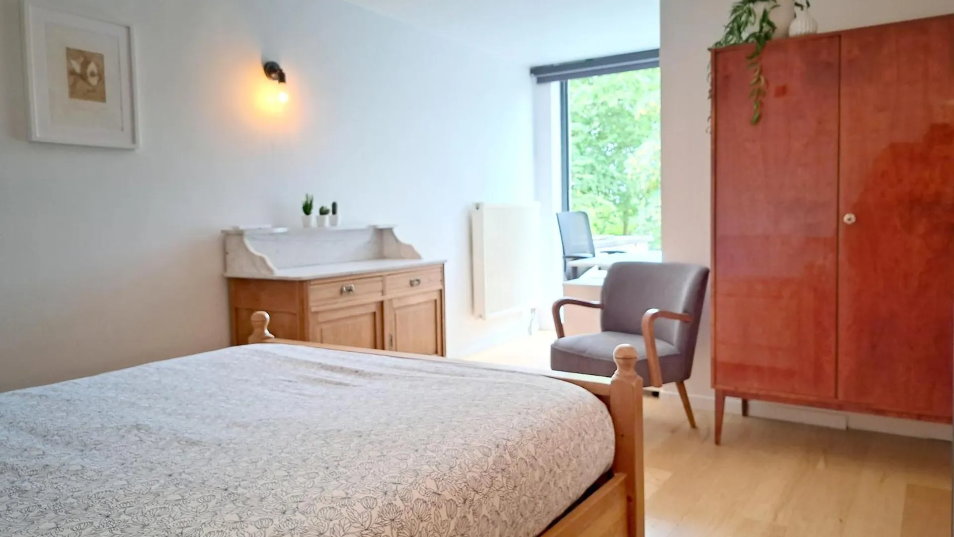 Guest House Tomorrowland Kontich Belgium